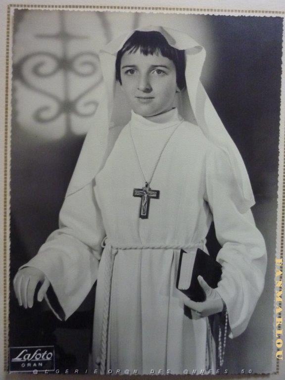 COMMUNIONS ORAN CATHEDRALE D ORAN 1959 MARTINE GAILLARD.jpg